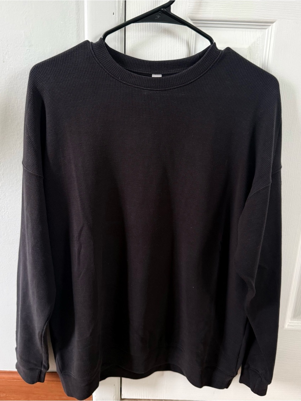 ALO Yoga Black Waffle Knit Crew Tee